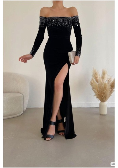 Lior Design Kadın Trend Model Esnek Kadife Kumaş Yırtmaçlı Uzun Kollu Abiye Elbise Siyah