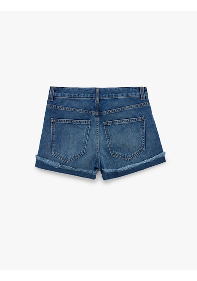 Koton Pamuklu Düğmeli Normal Bel Katlı Paça Mini Denim Şort Koyu İndigo 6sal40231md