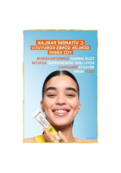 Işıltılı Yüz Kremi, Spf50 Koruma Ve C Vitamini İçerikli 40 Ml
