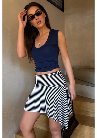 Madmext Lacivert Çizgili Asimetrik Çizgili Etek Mg2698