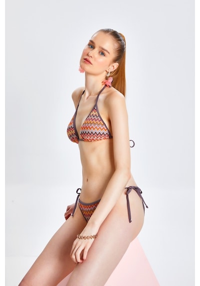 Too Salty Swimwear Kadın Çok Renkli Dantelli Yandan Bağlamalı Üçgen Bikini Takımı 24s115st Çok Renkli Too Salty Swimwear Kadın Çok Renkli Dantelli Yandan Bağlamalı Üçgen Bikini Takımı 24s115st Çok Renkli