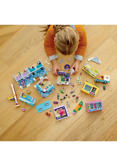 LEGO® Friends 41704 Ana Cadde Binası 1682 Parça