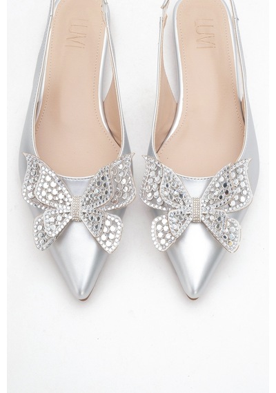 Luvishoes Luvi Shoes Orıol Gümüş Cilt Kelebek Taşlı Sivri Burun Arkası Açık Kadın Babet Ayakkabı Gümüş Luvishoes Luvi Shoes Orıol Gümüş Cilt Kelebek Taşlı Sivri Burun Arkası Açık Kadın Babet Ayakkabı Gümüş