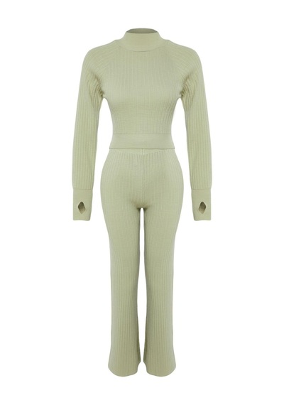 Ersefa Tarz Kadın Modern Normal Bel Boru Paça Bisiklet Yaka Crop Fitilli Mint Ersefa Tarz Kadın Modern Normal Bel Boru Paça Bisiklet Yaka Crop Fitilli Mint
