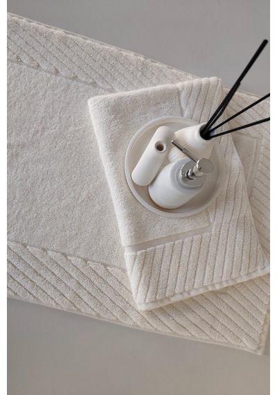 2'li Diyagonal Çizgili Ayak Havlusu Seti - %100 Pamuk Havlu Takımı - 50x70 Cm Krem Krem