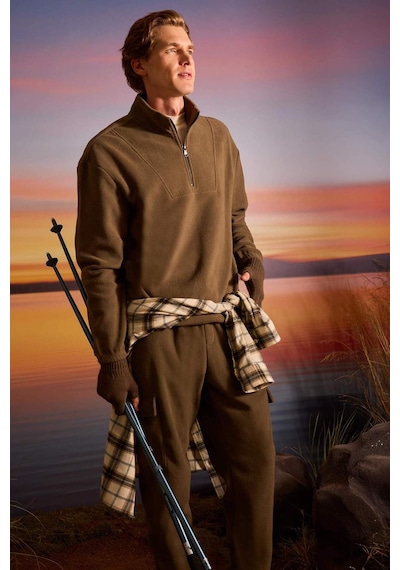 Defacto Boxy Fit Dik Yaka Yarım Fermuarlı Polar Sweatshirt E8632ax25wnkh151 Haki