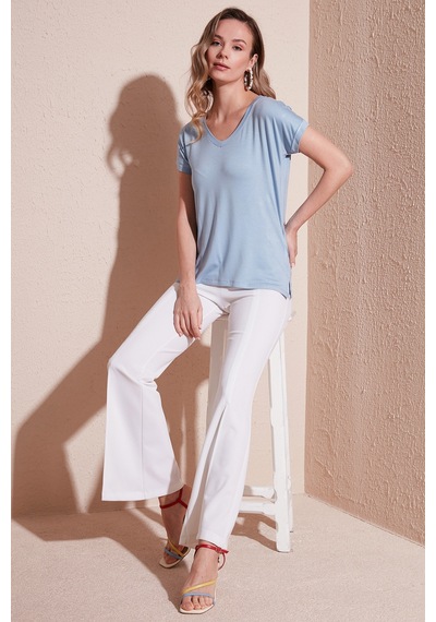 Lela V Yaka Relaxed Fit Yırtmaç Detaylı 2'Li Paket Bayan Bluz 5862000S2 Bebe Mavi-Vişne