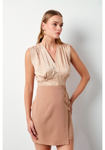 Sateen Kruvaze Desenli Saten Bluz - Camel