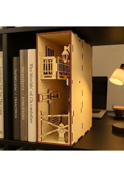 Algwooddesign Diorama Ahşap Maket, 40 Parça Dıy Minyatür Şehir Sokağı Dioraması, Peri Led Dahil, Mdf 3d Puzzle, Book Nook Ve Dekorasyon Seti, 13,95 X 6,12 X 18,09 Cm