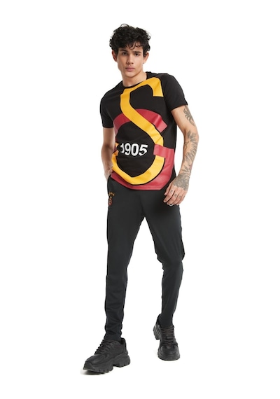Galatasaray Lisanslı Siyah Büyük Logolu T-shirt Ve Galatasaray Yazılı Şal Atkı Siyah