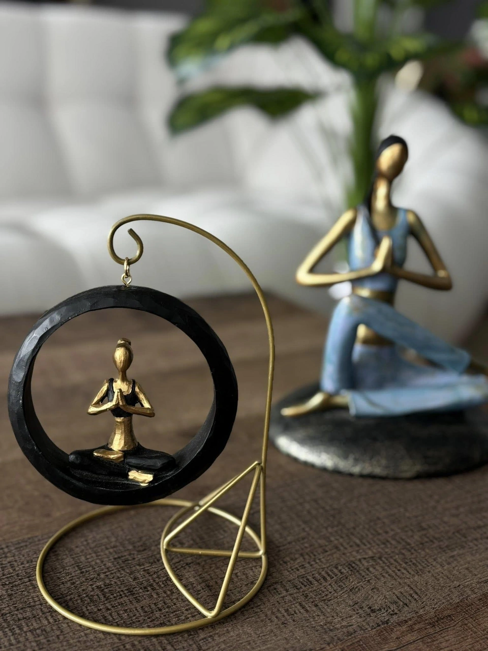 Modern Stil Askılı Sallanan Yoga Yapan Kadın Heykeli 18 Cm Dekoratif Meditasyon Biblo Ev Ofis Süsü B