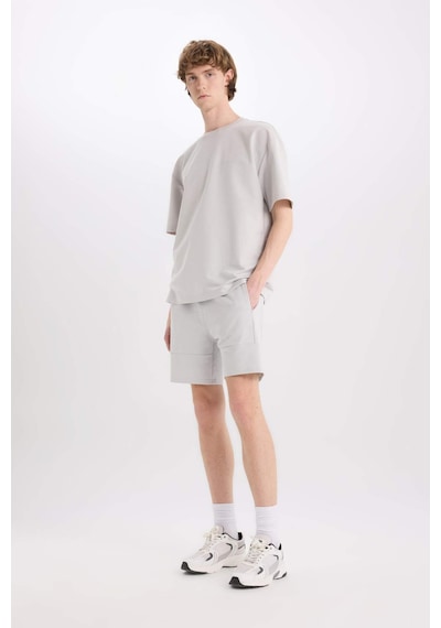 DeFacto Slim Fit Dar Kesim Dar Paça Basic Düz Şort B8674AX25SPGR184