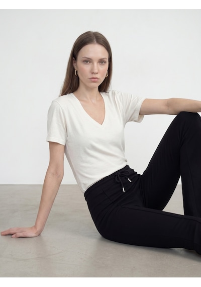 Dilvin 32847 Lyocell Karışımlı V Yaka T-shirt-ekru