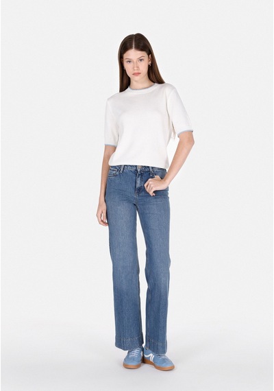 Colin's Colins Regular Fit Yüksel Bel Geniş Paça Kadın Mavi Jean Pantolon Cl1074394 Q1.v1 Dn44204 Denim Colin's Colins Regular Fit Yüksel Bel Geniş Paça Kadın Mavi Jean Pantolon Cl1074394 Q1.v1 Dn44204 Denim