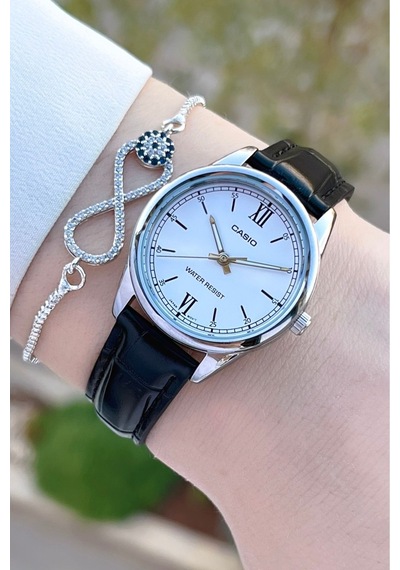 Casio Csıste150 Kadın Kol Saati
