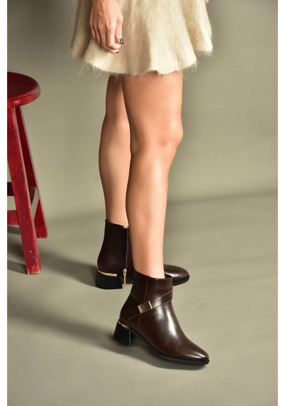 Fox Shoes V518047009 Kahverengi Kalın Alçak Topuklu Kadın Bot Kahverengi