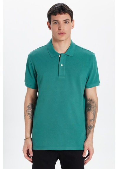 Tudors Erkek Slim Fit Dar Kesim %100 Pamuk Yeşil Yaka Tişört-32772 Eğrelti Yeşili Yeşil