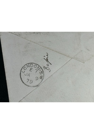 İngiltere Klasik Dönem 1879 Victoria Dönemi Pink Penny Kendinden Pullu Antiye Zarf Varış Damgalı