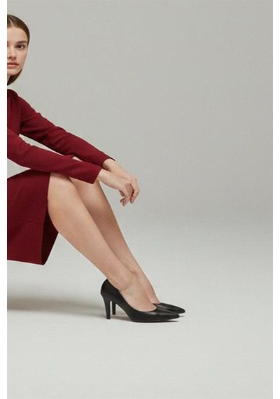 Kadın Adel Siyah Cilt İnce Topuklu Stiletto