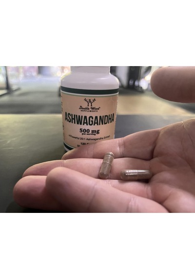 Double Wood Hint Ginseng 20:1 - 120 Caps 500 Mg