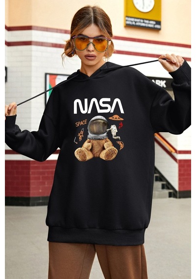Uyguntarz Unisex Nasa Bear Baskılı Sweatshirt siyah