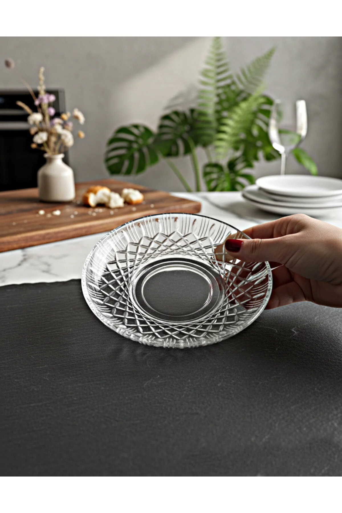 Paşabahçe Ajda Defne Dekorlu El Kesmesi 6 Lı Cam Çay Tabağı Şık & Premium Tasarım Şeffaf