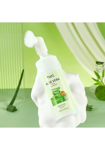 Fırçalı Yüz Temizleme Köpüğü 150ml Aloe Vera