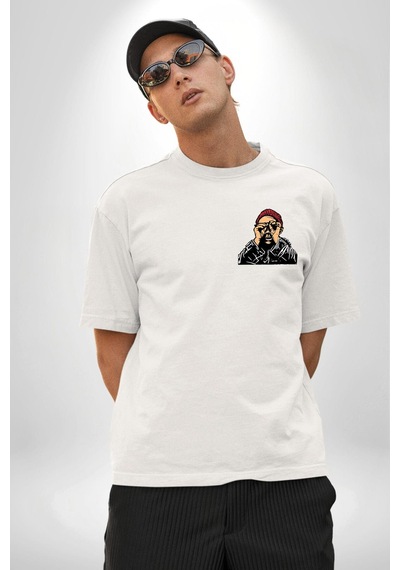 Fantastik Sanatsal Yeni Nesil Kırmızı Bere El İle Dürbün Beyaz Oversize Unisex Ön Ve Sırt Baskılı Tişört Beyaz
