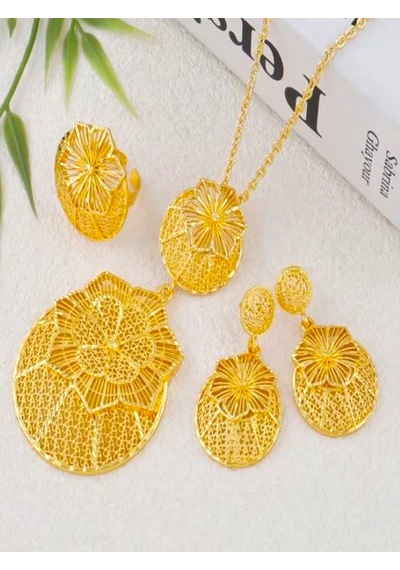 24k Altın Kaplama Etnik Çiçek Kolye Küpe Ve Yüzük Takı Seti Altın