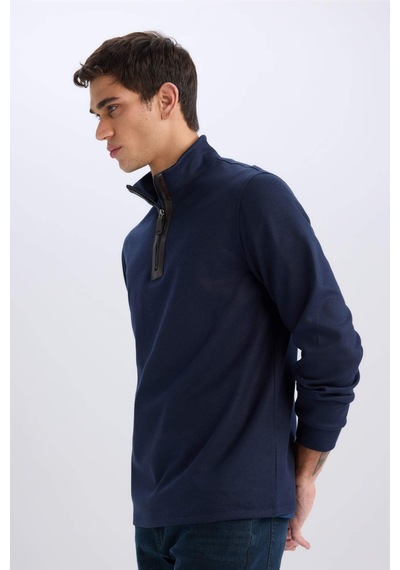 DeFacto Regular Fit Dik Yaka Yarım Fermuarlı Basic Düz Sweatshirt D7226AX25SPNV64