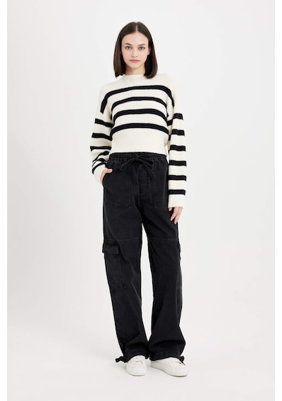 DeFacto Regular Fit Çizgili Bisiklet Yaka Triko Kazak	 R1285AZ24CWBK27