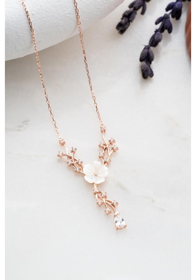 925 Ayar Gümüş Işıklı Kutuda Rose Kaplama Manolya Çiçeği Sarmaşık Kolye Rose Gold
