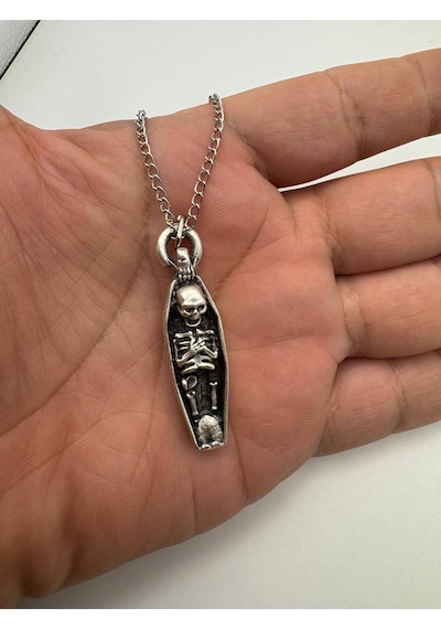 Tabut İçinde İskelet Figürlü Unisex Kolye 60 Cm Zincirli Gotik, Antik Ve Mistik Tasarım Çok renkli