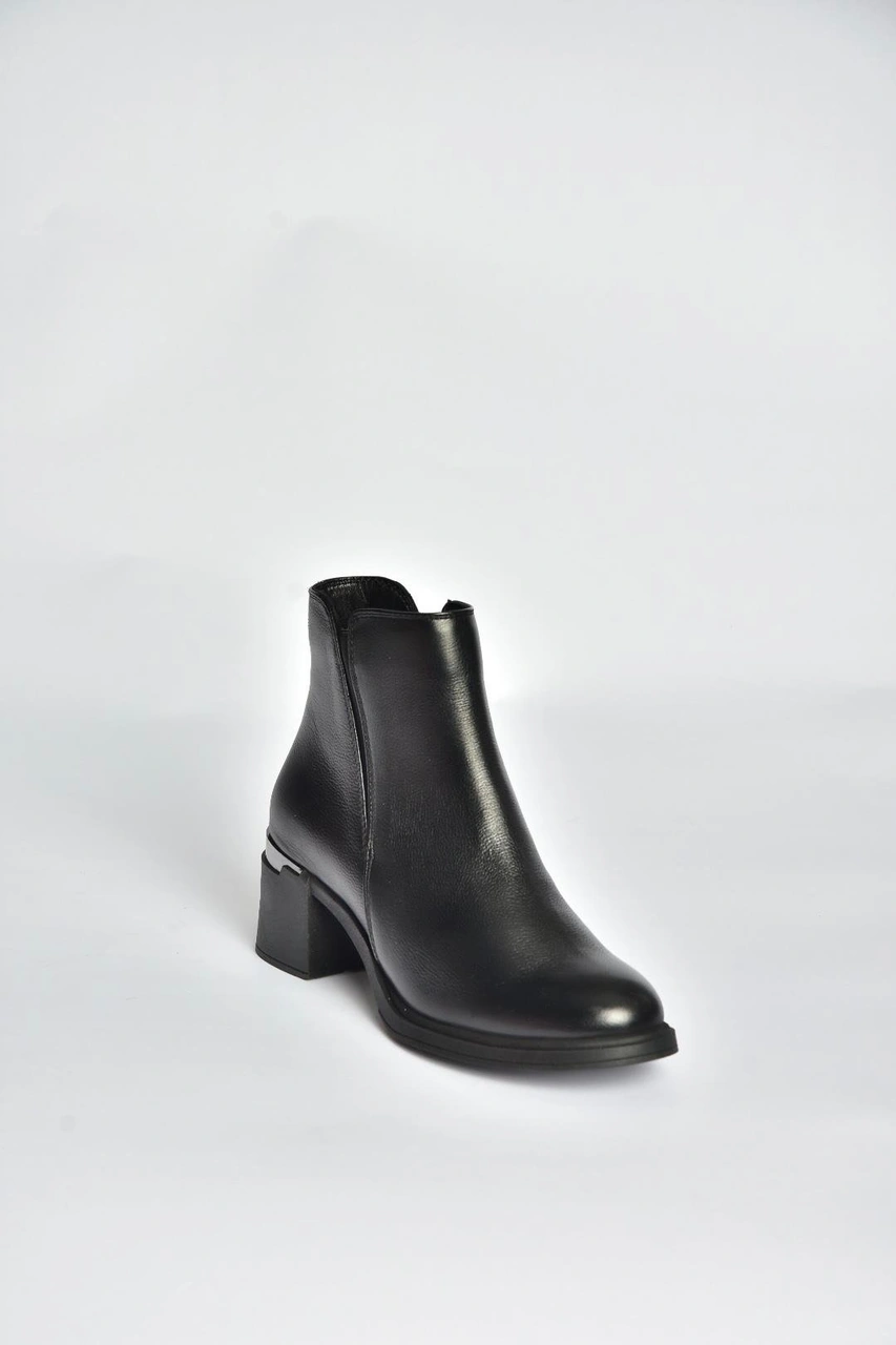 Fox Shoes V555558403 Siyah Hakiki Deri Alçak Topuklu Kadın Bot Siyah-hakiki Deri