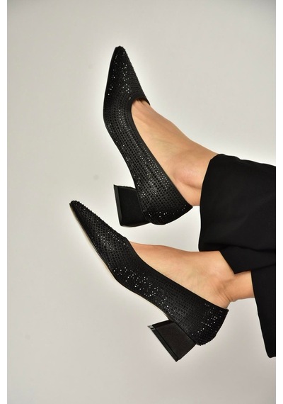 Fox Shoes Y820071804 Siyah Kumaş Taş Detaylı Kalın Topuklu Abiye Ayakkabı Siyah Fox Shoes Y820071804 Siyah Kumaş Taş Detaylı Kalın Topuklu Abiye Ayakkabı Siyah
