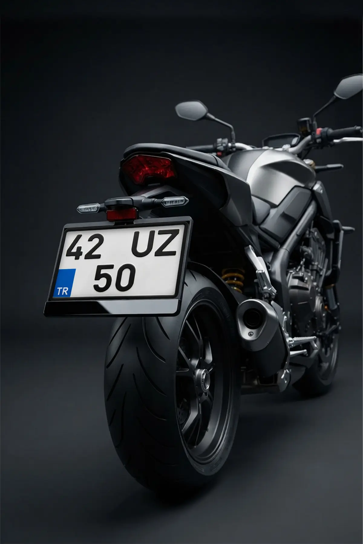 Yazısız Parlak Motor Plakalığı