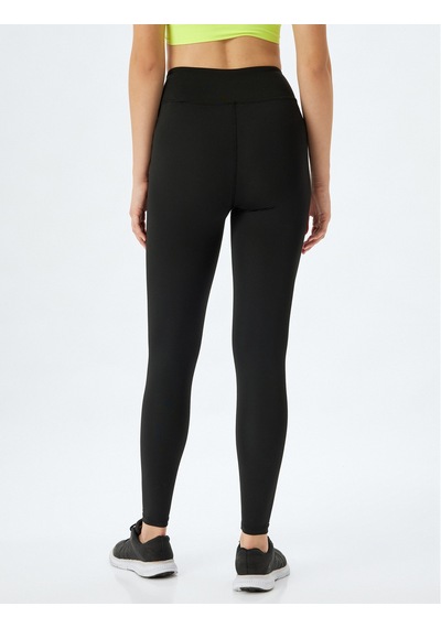Koton Spor Tayt Yüksek Bel Slogan Baskılı Slim Fit İnterlok Siyah 5wak40287nk Siyah