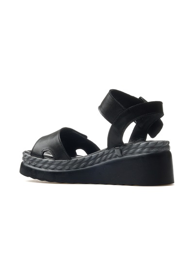 Venüs Kadın Hakiki Deri Dolgu Topuklu Günlük Sandalet 25y 2512303y Z Siyah/platin Siyah/platin Siyah - Platin Venüs Kadın Hakiki Deri Dolgu Topuklu Günlük Sandalet 25y 2512303y Z Siyah/platin Siyah/platin Siyah - Platin