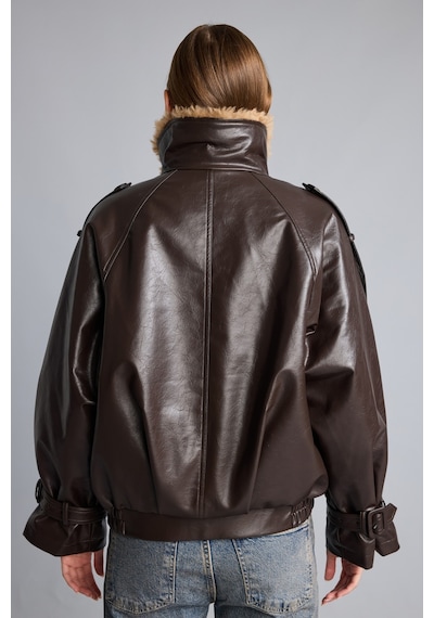 Defacto Oversize Peluş Yakalı Kruvaze Suni Deri Mont I2761ax26wnbn530 Kahve-bn530