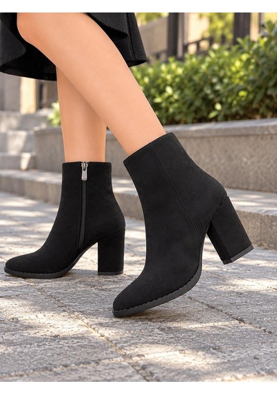 Asmi Shoes Kadın Silva Siyah Süet Deri Yandan Fermuarlı Toka Detaylı 7 Cm Kalın Topuklu Sivri Burunlu Yeni Sezon Günlük Bot Asmi Shoes Kadın Silva Siyah Süet Deri Yandan Fermuarlı Toka Detaylı 7 Cm Kalın Topuklu Sivri Burunlu Yeni Sezon Günlük Bot