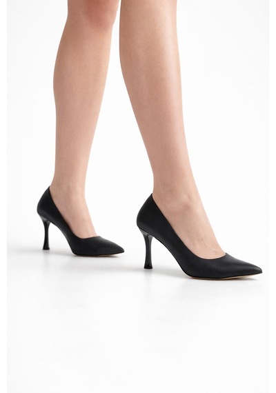 Tual Shoes Kadın Mat Siyah Stiletto Siyah Mat