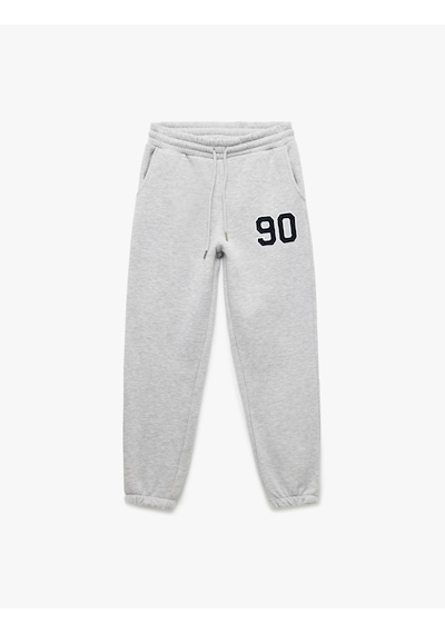 Koton Üç İplik Şardonlu Nakışlı Cepli Beli Bağcıklı Jogger Eşofman Altı Gri Melanj 6wak40056nk GRİ MELANJ Koton Üç İplik Şardonlu Nakışlı Cepli Beli Bağcıklı Jogger Eşofman Altı Gri Melanj 6wak40056nk GRİ MELANJ
