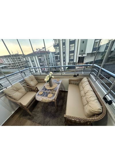 Prada Serisi 3-1-1 Alüminyum Bahçe Balkon Oturma Grubu Tek Kişilik Salıncak Hediyeli Bej Prada Serisi 3-1-1 Alüminyum Bahçe Balkon Oturma Grubu Tek Kişilik Salıncak Hediyeli Bej