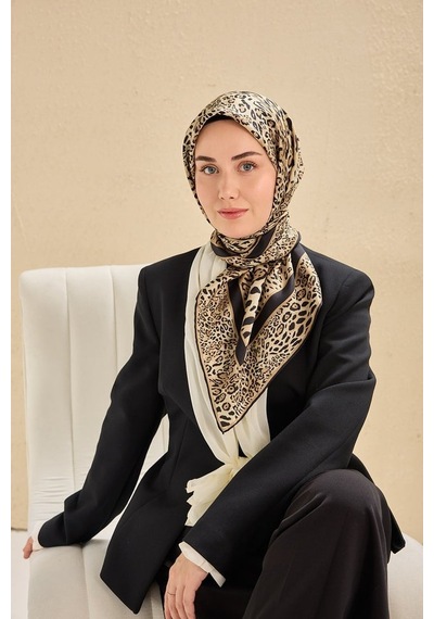 Silk Home Tivil İpek Eşarp Ist 11506- 02 Sarı-siyah Leopar Desen