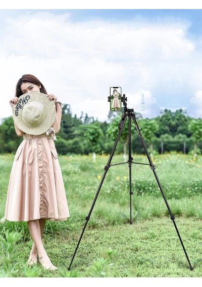 Blic Np-8810 Bluetooth Kumandalı 1.5 Metre Profesyonel Tripod - Telefon Ve Kamera Uyumlu Siyah