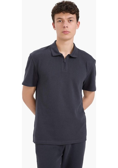 DeFacto Regular Fit Polo Yaka Kısa Kollu Dokulu Tişört E4027AX25SPAR214 DeFacto Regular Fit Polo Yaka Kısa Kollu Dokulu Tişört E4027AX25SPAR214