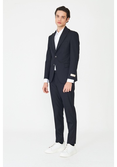 Lacivert İnce Çizgili Modern Slim Fit Klasik Yaka Takım Elbise Desenli