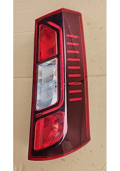 Nissan Micra K12 2003-2005 Tampon Sinyali Sağ Beyaz Oem No 26130ax610