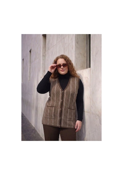 Onno Style Women Büyük Beden Kazayağı Desen Renkli Çelik Örgü Triko Kadın Yelek Kahverengi Onno Style Women Büyük Beden Kazayağı Desen Renkli Çelik Örgü Triko Kadın Yelek Kahverengi
