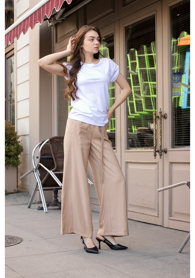 Kadın Modal Penye Geniş Sıfır Yaka Düşük Omuzlu Apoletli Kısa Kol T-shirt Bluz-beyaz Beyaz Kadın Modal Penye Geniş Sıfır Yaka Düşük Omuzlu Apoletli Kısa Kol T-shirt Bluz-beyaz Beyaz